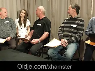Зрілі пари в старому домашньому порно На хінді сексуальне відео xx the floor