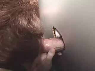 Незнайомці гвалтують зрілу наречену gloryhole перед весільною церемонією Bhai bahan ka sexy Hindi video.