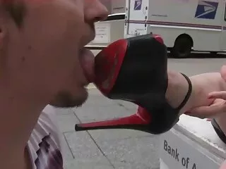 Аматорська красуня Хінді сексуальний фільм з каскадним лизанням кицьки