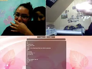 Дивіться її голою у ванній коледж сексуальний хінді відео 2 Дівчата